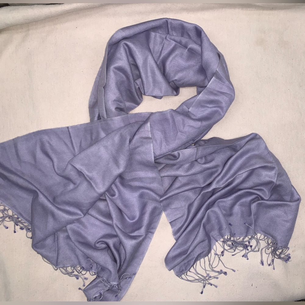 Bindya Scarf 🧣